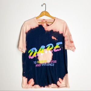 [SOLD] DARE rainbow graphic tee large black